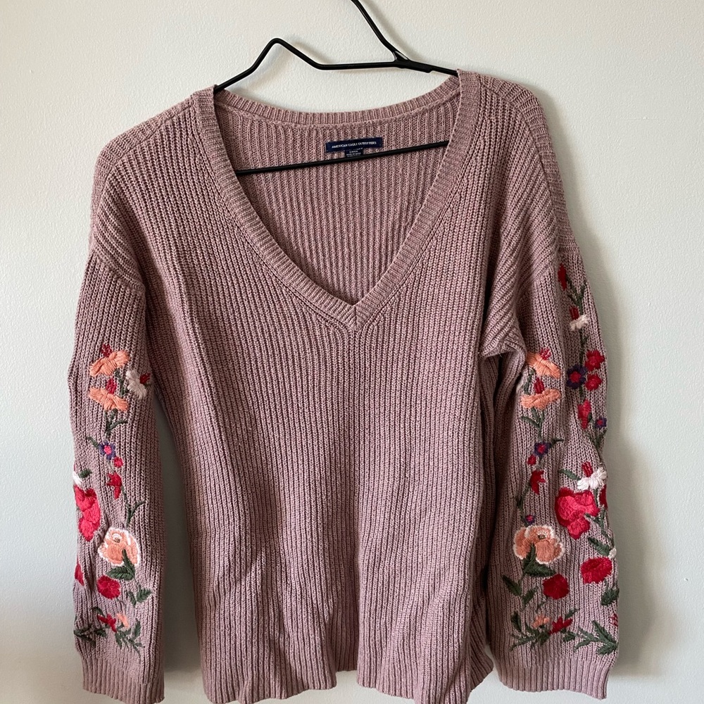 American Eagle Sweater With Cute Embroidery